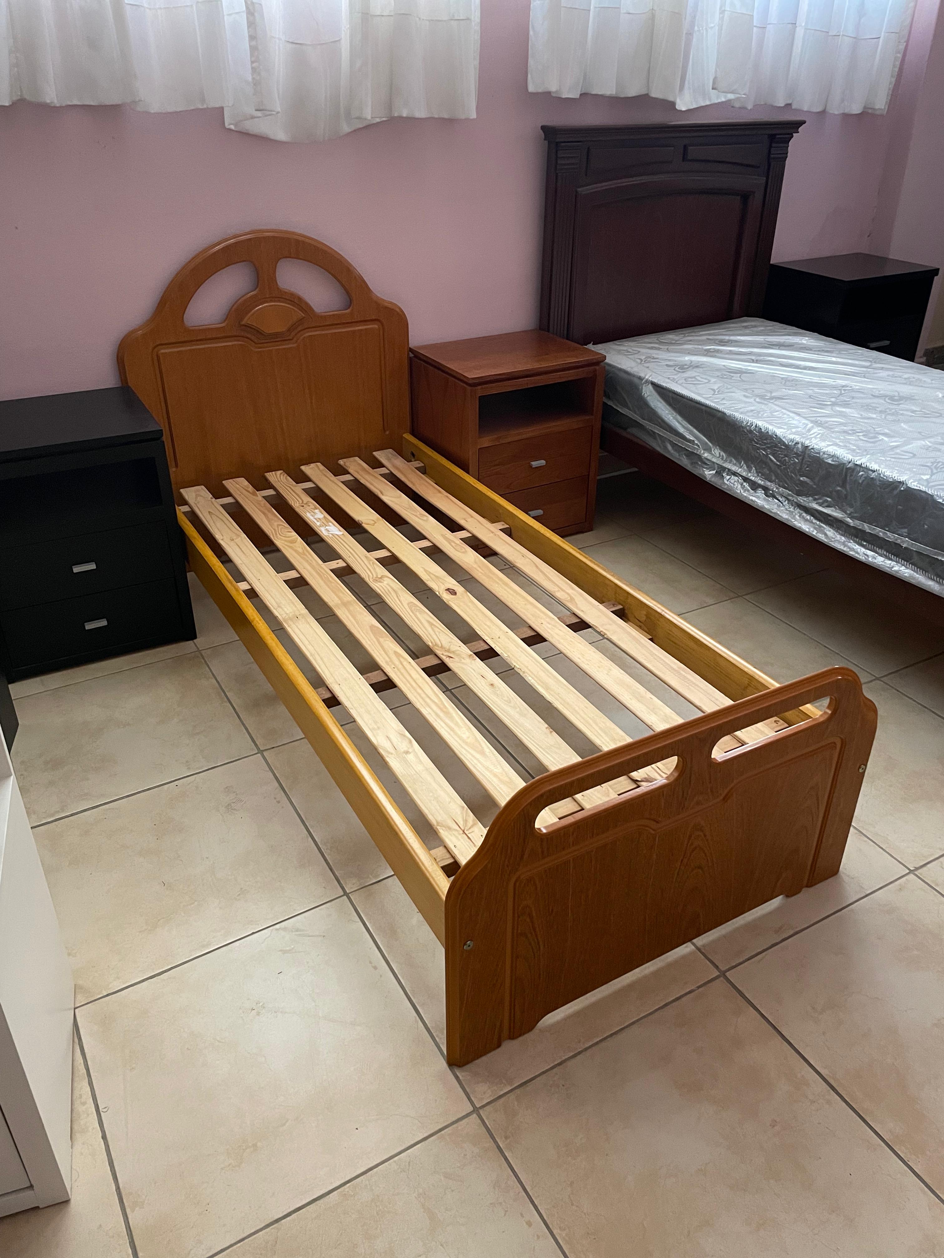 CAMA ROBLE DE 0,80M. 